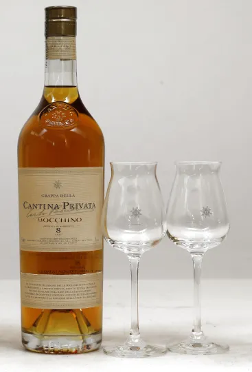 Grappa Cantina Privata 8 Annimit 2 Gläsern